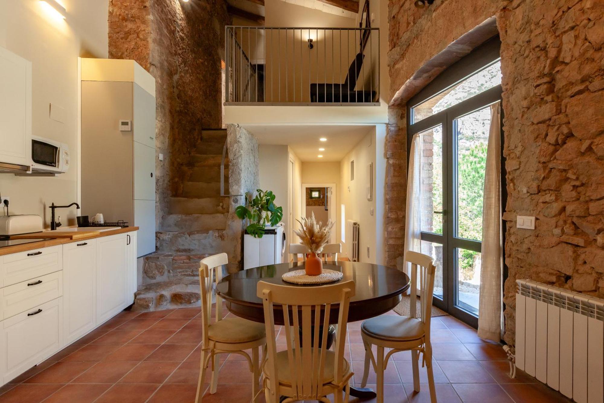 Chalet Cal Simon- Casa A Montserrat
